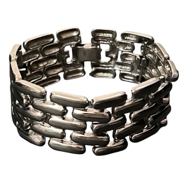 Givenchy Silver Plated Panther Chain Link Chunky Runway Bracelet - Picture 5 of 14